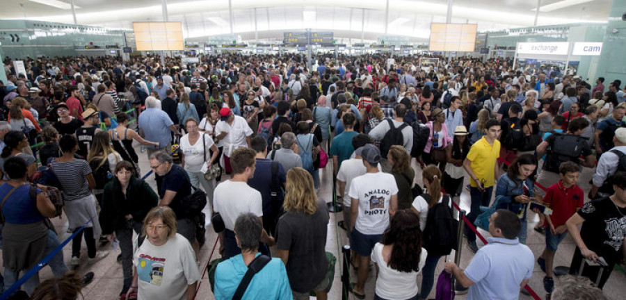 Cuarenta trabajadores de Eulen cogen la baja a la vez en pleno conflicto en el Prat