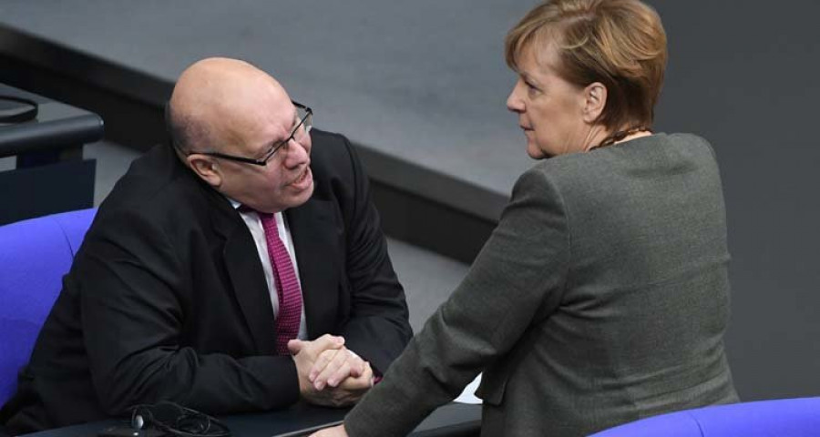 Nueva fase de negociaciones entre Merkel y Schulz para formar Gobierno