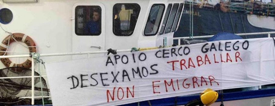 La flota del cerco de A Coruña vuelve a faenar tras alcanzar un acuerdo con la consellería