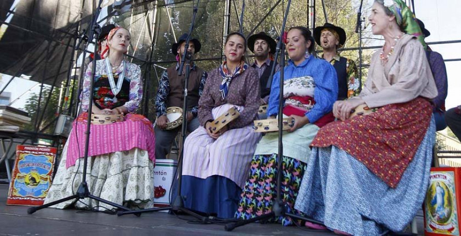 Pandereteiras sen Fronteiras, Aturuxo y Son d’Aquí, en el Agra