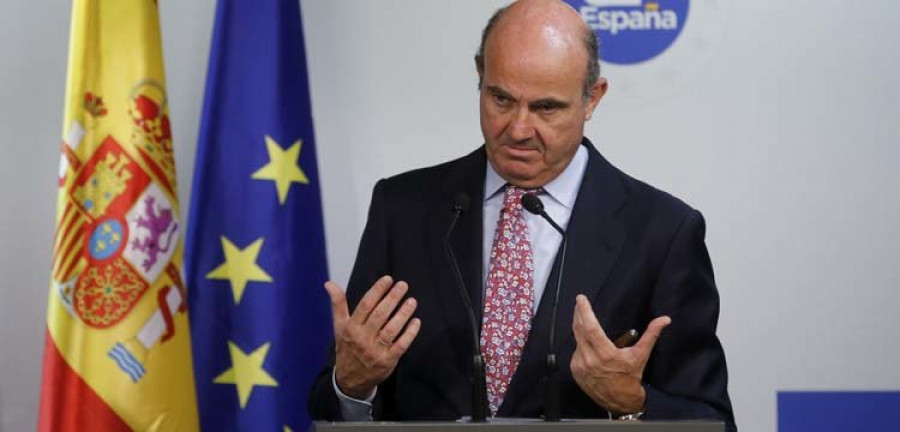 Europa multará la próxima semana a España por el déficit y aplaza la congelación de inversiones