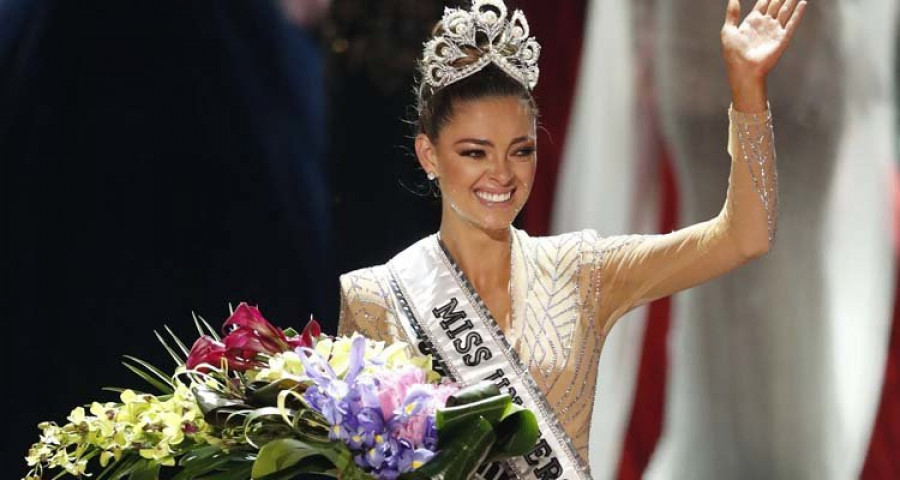 La sudafricana Demi-Leigh Nel-Peters se corona reina mundial de la belleza