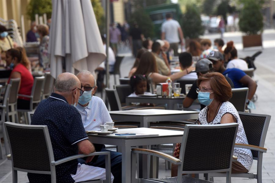 Hosteleros piden ante el TSXG la suspensión cautelar de las restricciones de la Xunta en la comarca de A Coruña