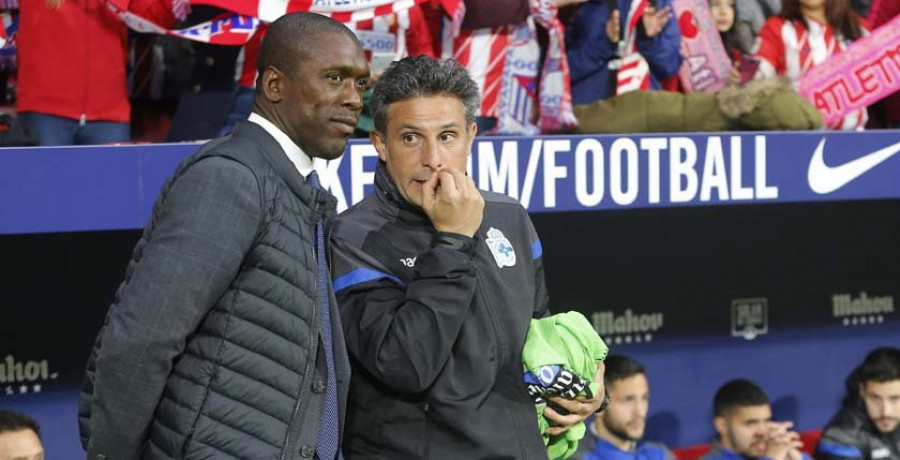 La parroquia blanquiazul estalla contra Clarence Seedorf