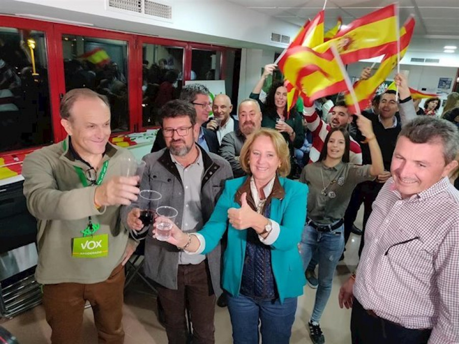 La Ejecutiva de Vox en Murcia dimite en bloque por "exceso de trabajo"