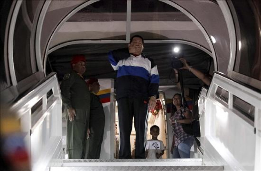 Chávez regresa a Venezuela para continuar  su tratamiento tras más de dos meses en Cuba