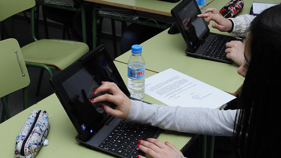 Cuatro gallegas protagonizan el Día de las Niñas en las TIC