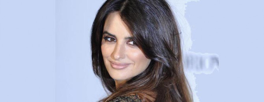 Penélope Cruz confiesa que Salma Hayek y ella se llaman “huevo”