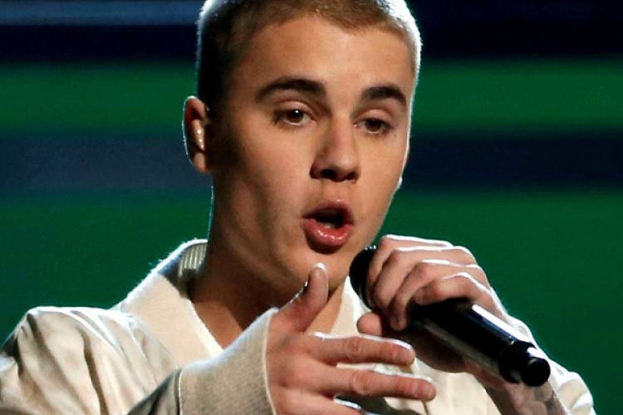 Fotos íntimas de Justin Bieber se cuelan en las redes de su exnovia