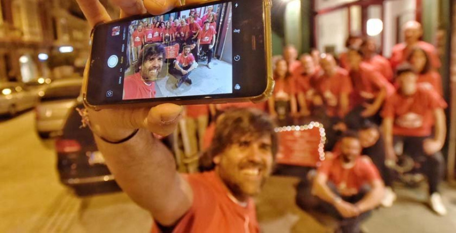 Reportaje | La escena musical coruñesa  le pone acordes  a la solidaridad