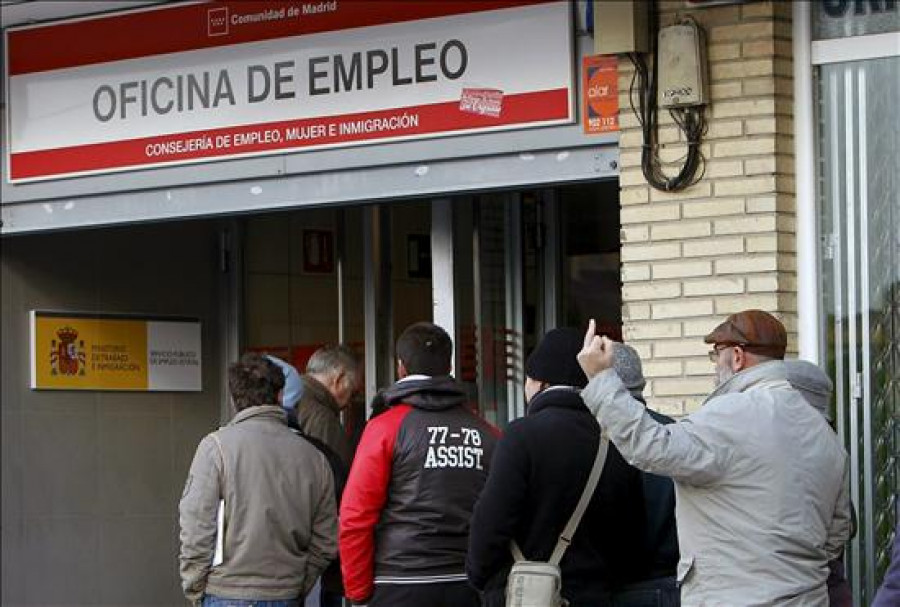 Galicia encabeza la subida del paro en diciembre, que aumentó en otras 3 comunidades