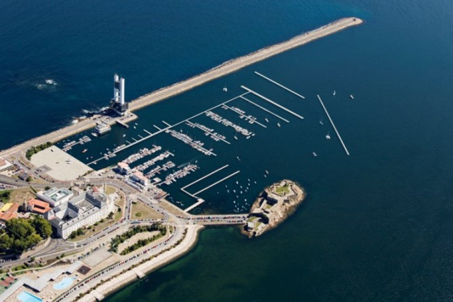 El Puerto coruñés celebra su gestión ambiental criticada por su "maquillaje"