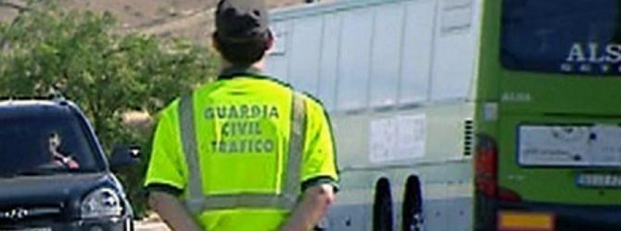 La Guardia Civil impone más  de 60.000 multas en carreteras secundarias en solo diez días