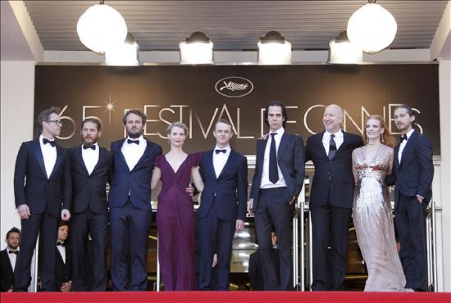 Jessica Chastain, Mia Wasikowska y Berenice Bejo llenan de color la alfombra de Cannes