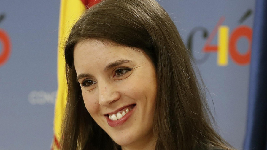 Irene Montero reaparece tras el nacimiento prematuro de sus hijos