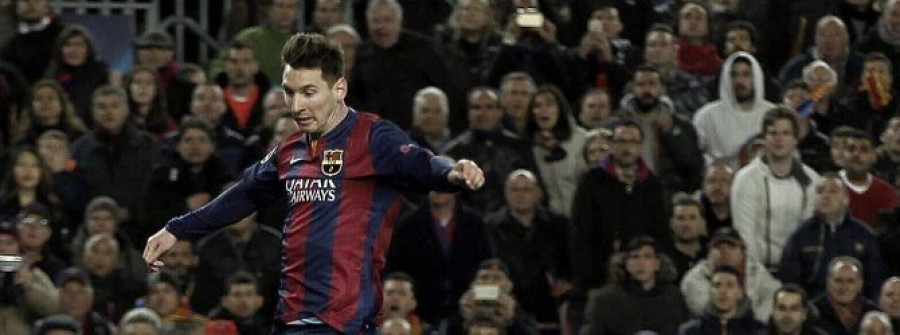 Messi juega con el Manchester City y el Barça, con fuego
