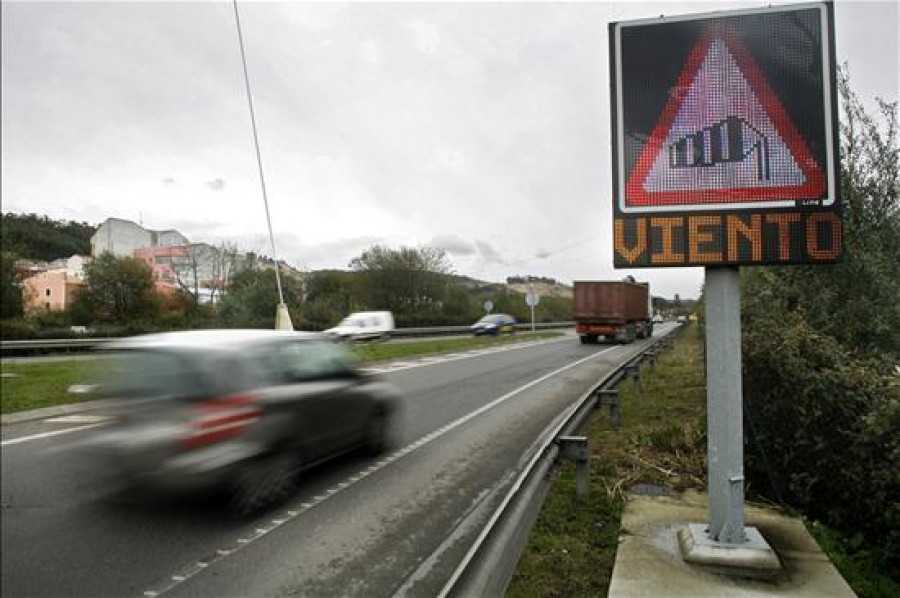 La autopista A Coruña-Carballo, la vía gallega con más intensidad, según un estudio