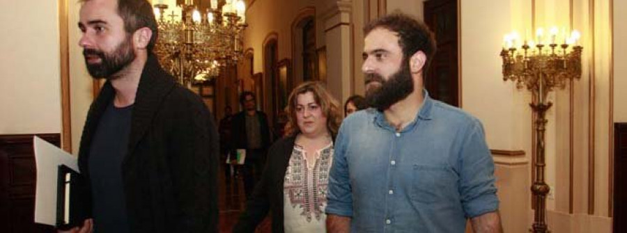 El pleno reprueba al jefe de gabinete por llamar “orcos” a funcionarios