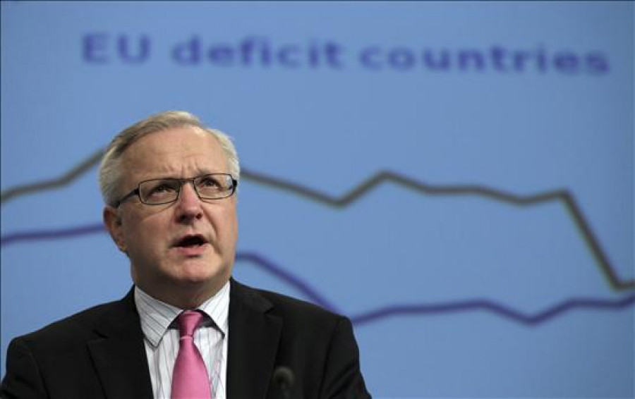 El comisario Rehn se muestra "muy preocupado" por la subida del paro, en especial juvenil