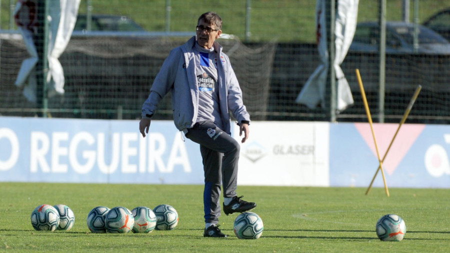 Fernando Vázquez: "Todo lo que hago es pensando en el Racing porque afrontamos una final de la Copa de Europa"