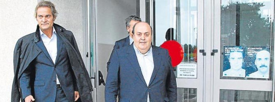 La defensa del alcalde de Coristanco denuncia errores en la investigación