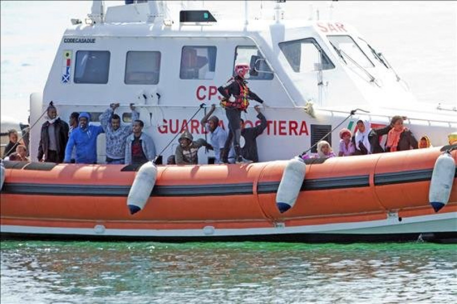 Recuperan los cadáveres de 18 inmigrantes en el Canal de Sicilia