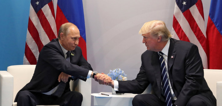 Putin pide a Trump que ofrezca “pruebas” de la injerencia electoral y niega  las acusaciones