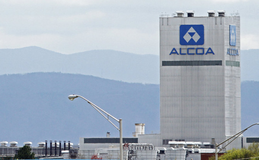 Tres posibles cierres en menos de 5 kilómetros: Alcoa, Brico Depot e Isowat