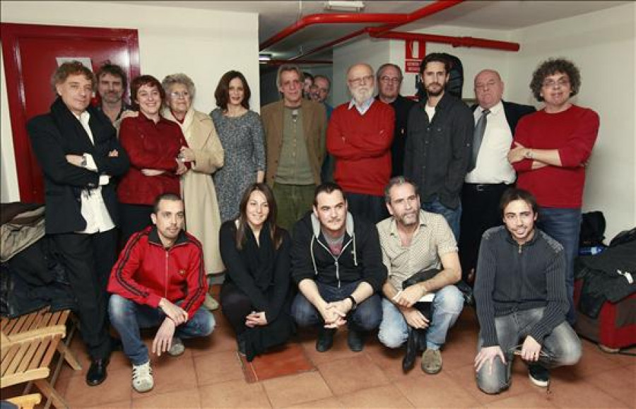 Pilar Bardem y Willy Toledo claman en contra de la impunidad del franquismo