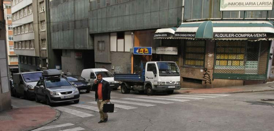 A Falperra afea al alcalde que 
se enfrente a los vecinos por 
el centro de Salud Santa Lucía