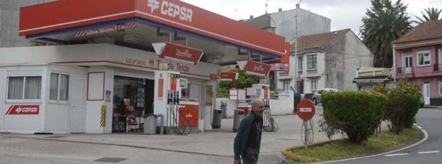 Oleiros inicia el proceso de expropiación de la gasolinera del centro de Santa Cruz