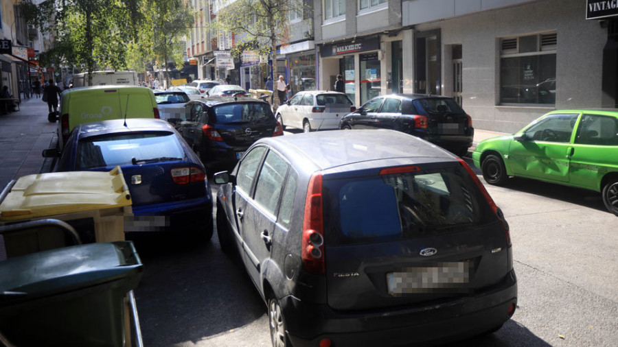 La doble fila crece al centrarse cada vez más el 092 en seguridad ciudadana