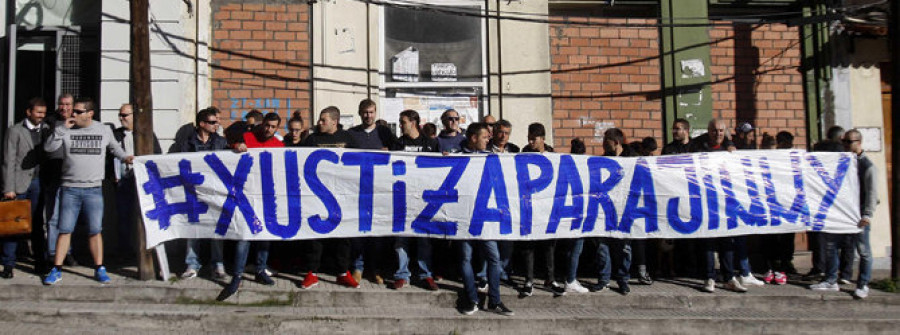 El otro Riazor Blues que fue arrojado al río se quedó sin declarar