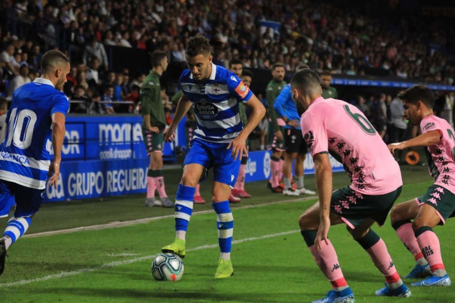 Borja Galán: “El objetivo es indudable, somos el Deportivo y tenemos que pelear por el ascenso”