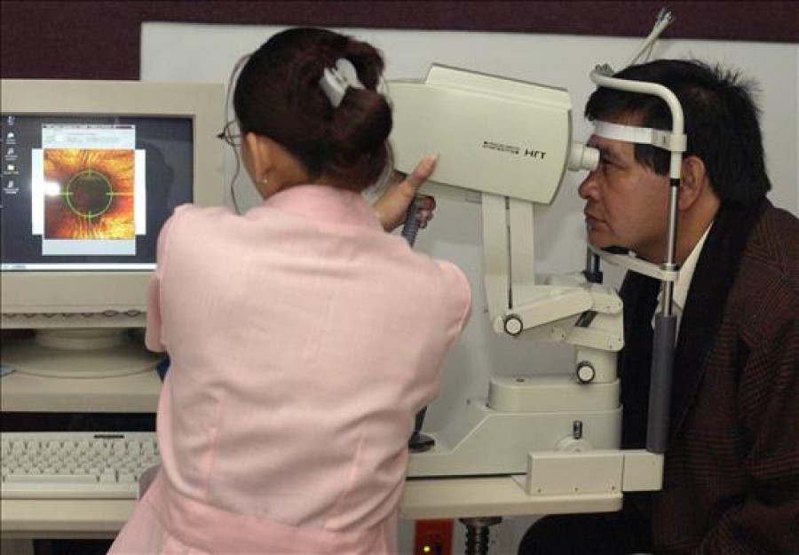 EE.UU. aprueba tecnología biónica de retina artificial