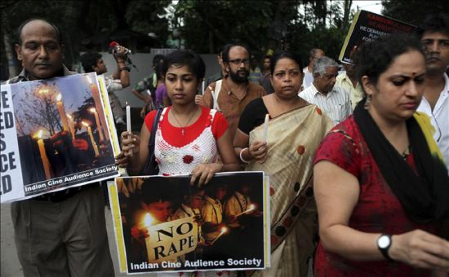 Detenido un profesor por violar supuestamente a 14 niñas en la India