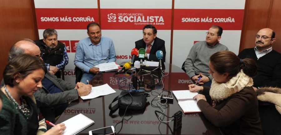 El PSOE acusa a la Marea de “falta de ambición y línea estratégica” para la gestión de Alvedro
