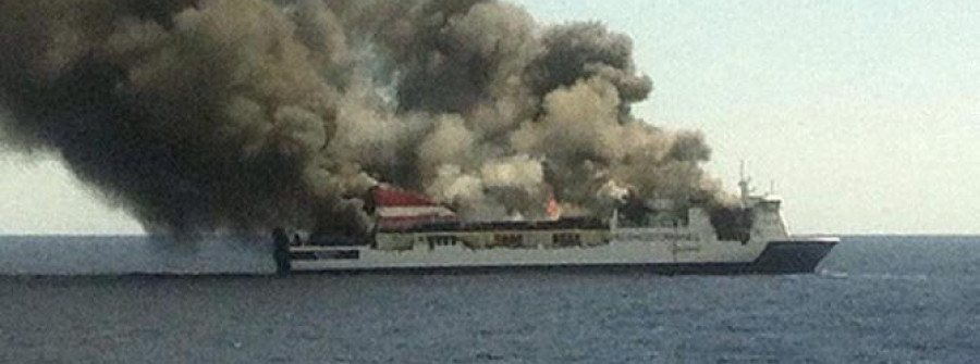 Un incendio obliga a evacuar un barco con 156 personas en el Mediterráneo