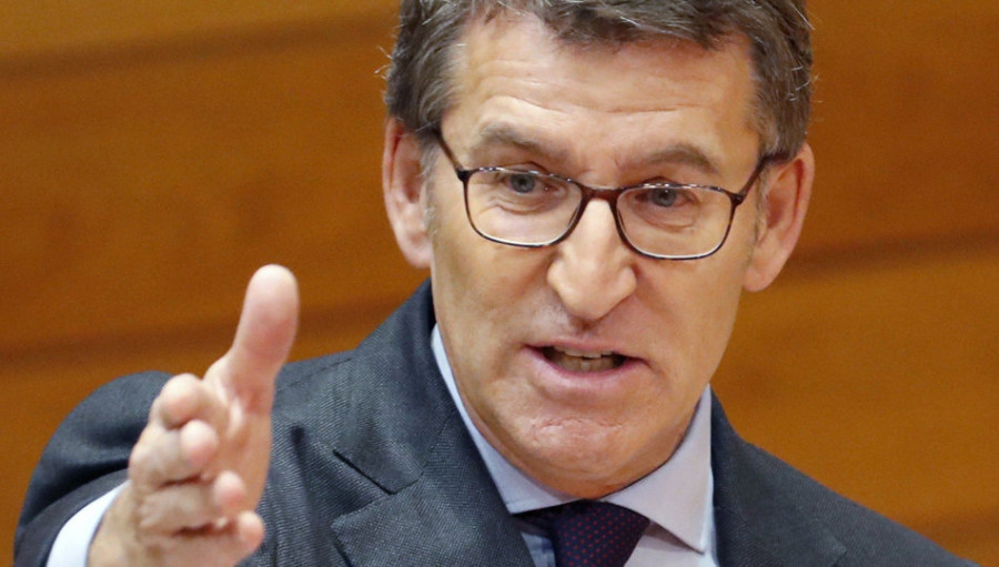 Feijóo remarca ante el PSOE la “honradez” de su Gobierno y afea la deuda de 700 millones de euros