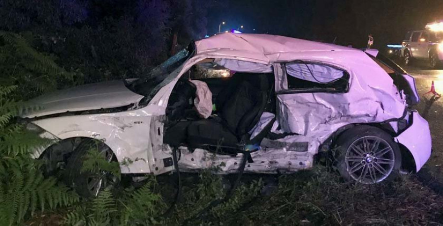 Una joven muere en Barro horas después de que se produjese otro accidente de tráfico  en el mismo punto