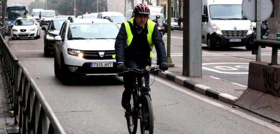 El RACE quiere que el carné por puntos para ciclistas penalice a los borrachos