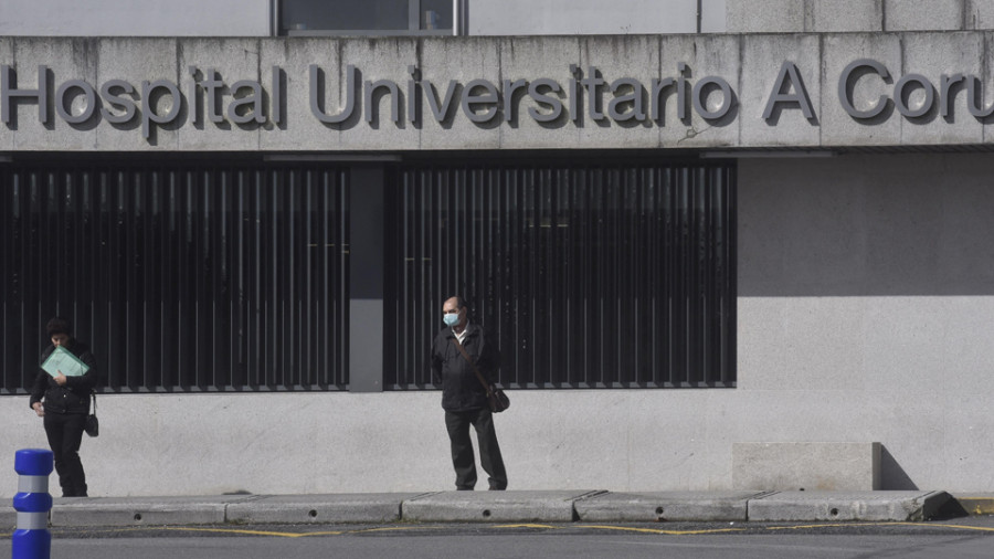 El área sanitaria de A Coruña cuenta con 109 ingresados, 15 en la UCI del Chuac