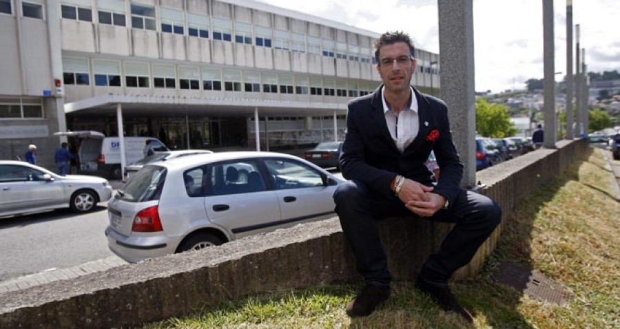 Un profesor de Ciencias de la Educación bate el récord estatal de tesis doctorales