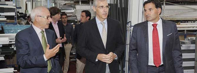 Conde defiende en Arteixo el I+D+i y el mercado internacional como claves para salir de la crisis