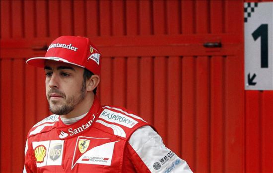 Alonso marca la mejor crono en los terceros libres de Shanghái, Massa segundo