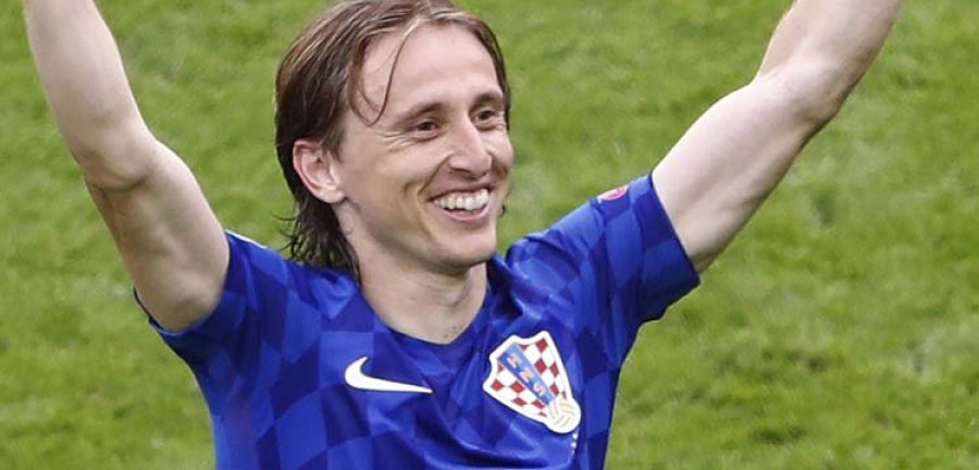 Modric guía a una Croacia superior al triunfo frente a una débil Turquía