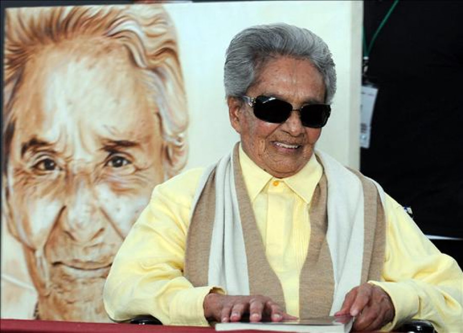 Chavela Vargas, ingresada por una taquicardia, permanece bajo observación