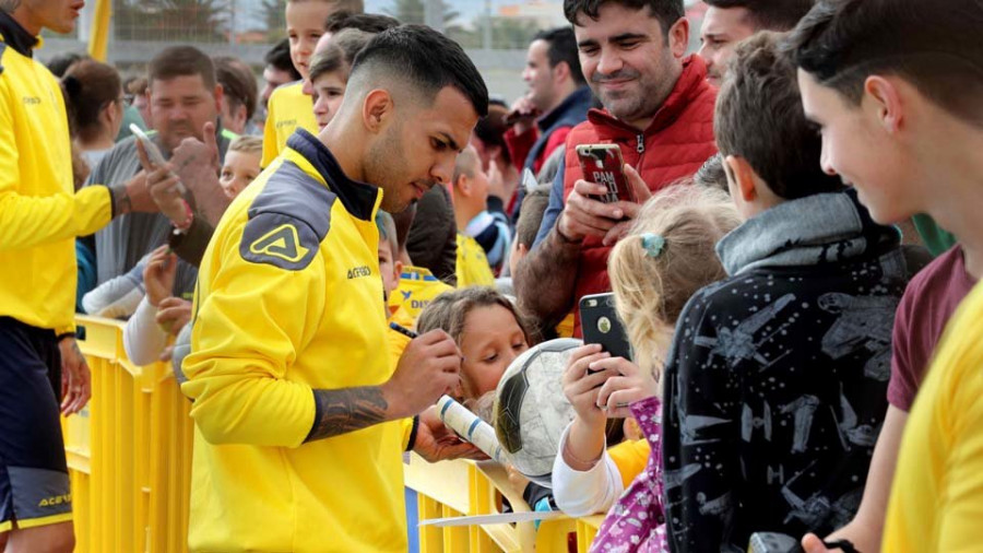 El agente de Jonathan Viera confirma su adiós a la isla