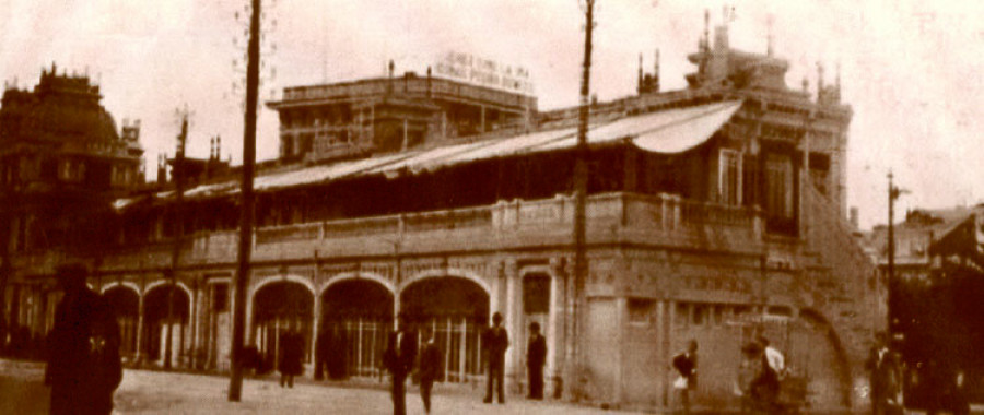 Reportaje | El Kiosco Alfonso, del cine, los cafés y los refrescos a sala de actos culturales