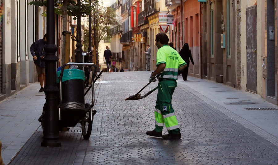 El paro baja en 377 personas en Galicia en septiembre